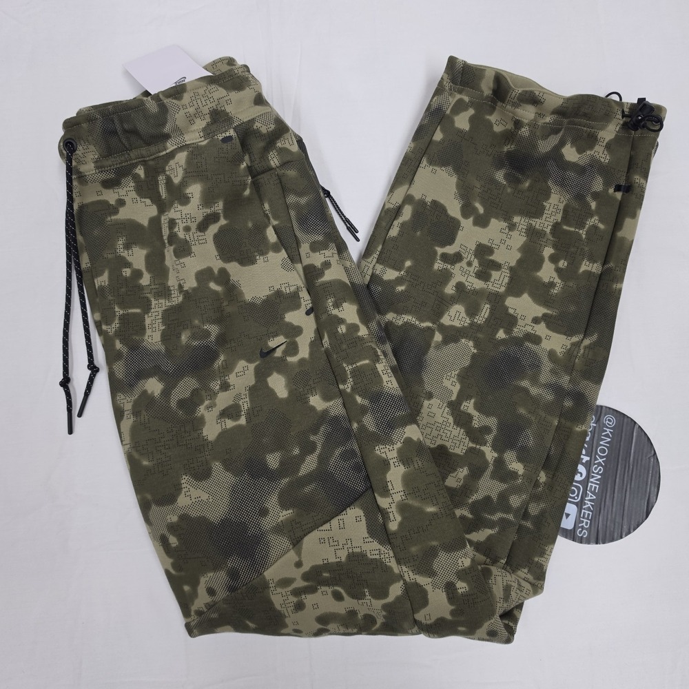 Nike Tech Open-Hem Fleece Camo Sweatpants II1324-276 Men's Size Small